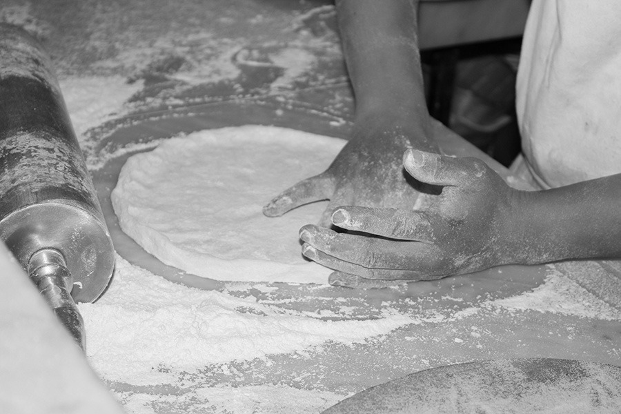 Fresh pizza dough - handcrafted Southern Italian pizza at Andiamo