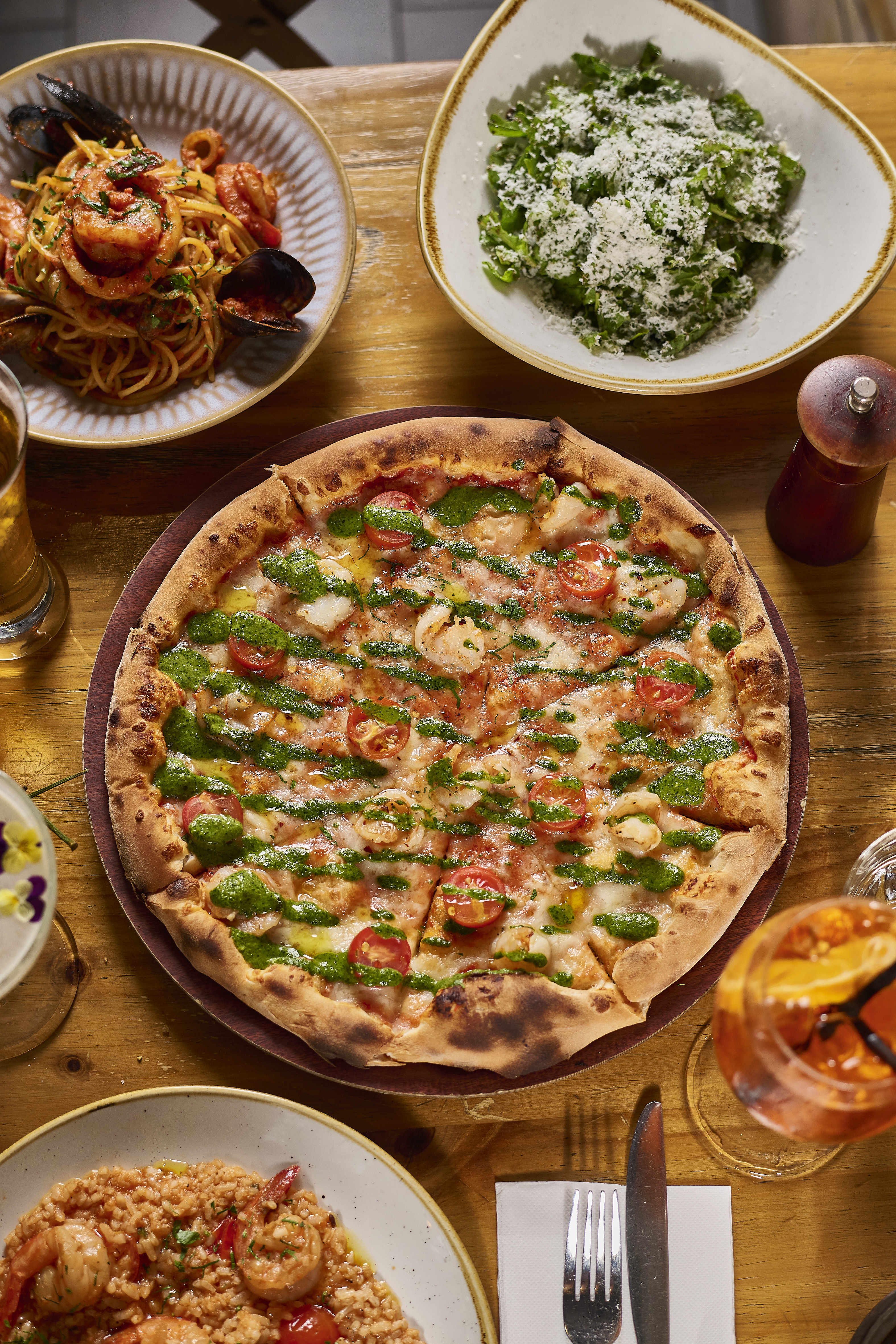 prawn pesto pizza