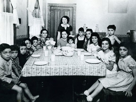 Family gathering at Andiamo Trattoria - family-friendly Italian restaurant Inner West Sydney